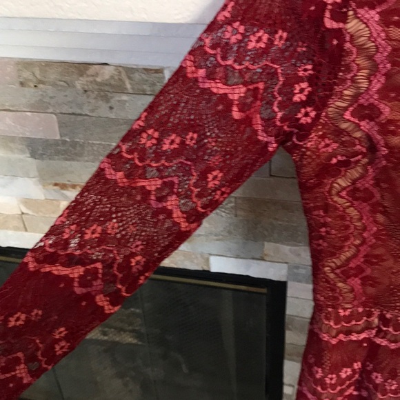 ❤️CHARLOTTE RUSSE DARK RED LACEY DRESS SZ XS EXCELLENT CONDITION! NEW WITH TAGS - Picture 4 of 8